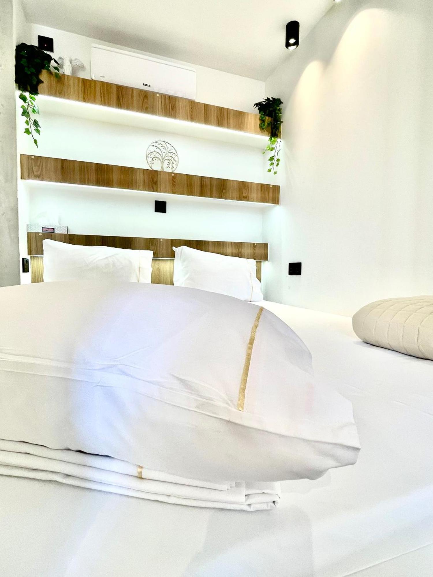 Suitenapa22 Ayia Napa Bagian luar foto