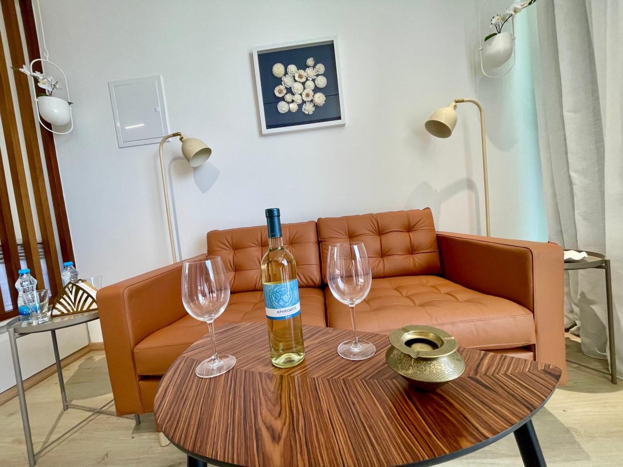 Suitenapa22 Ayia Napa Bagian luar foto